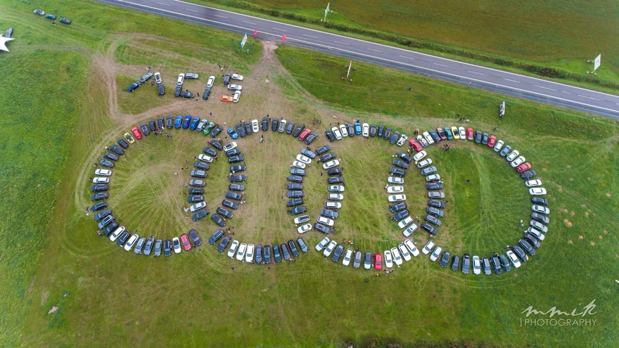 Rekordiline kogus autosid.