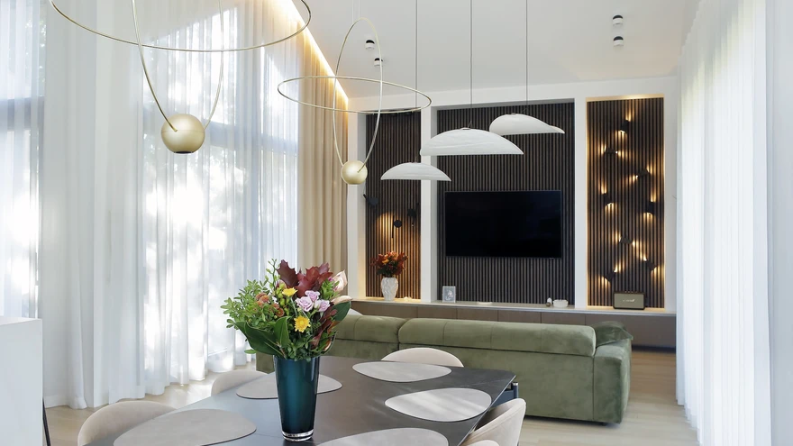 VALGUSPREEMIA  500-eurone kinkekaardi andis Hektor Light.