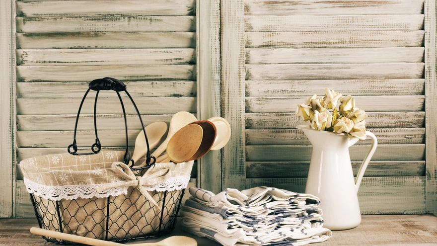 Romantilises maakodustiilis köök