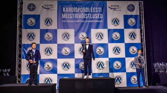 Klassi Mini eelmise hooaja esikolmik.