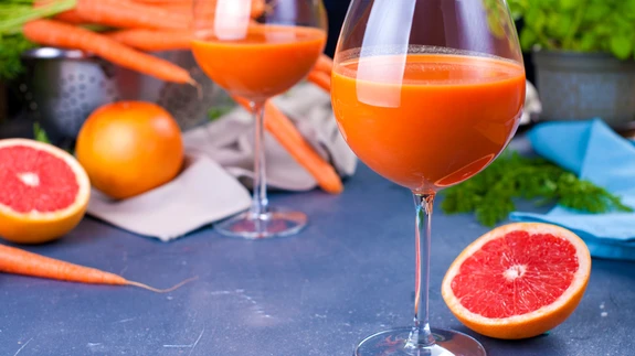 Isuäratavat värvi smuuti. 